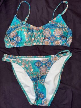 Wild Fable Floral Tile Print Turquoise Bikini Set - Women's Swim